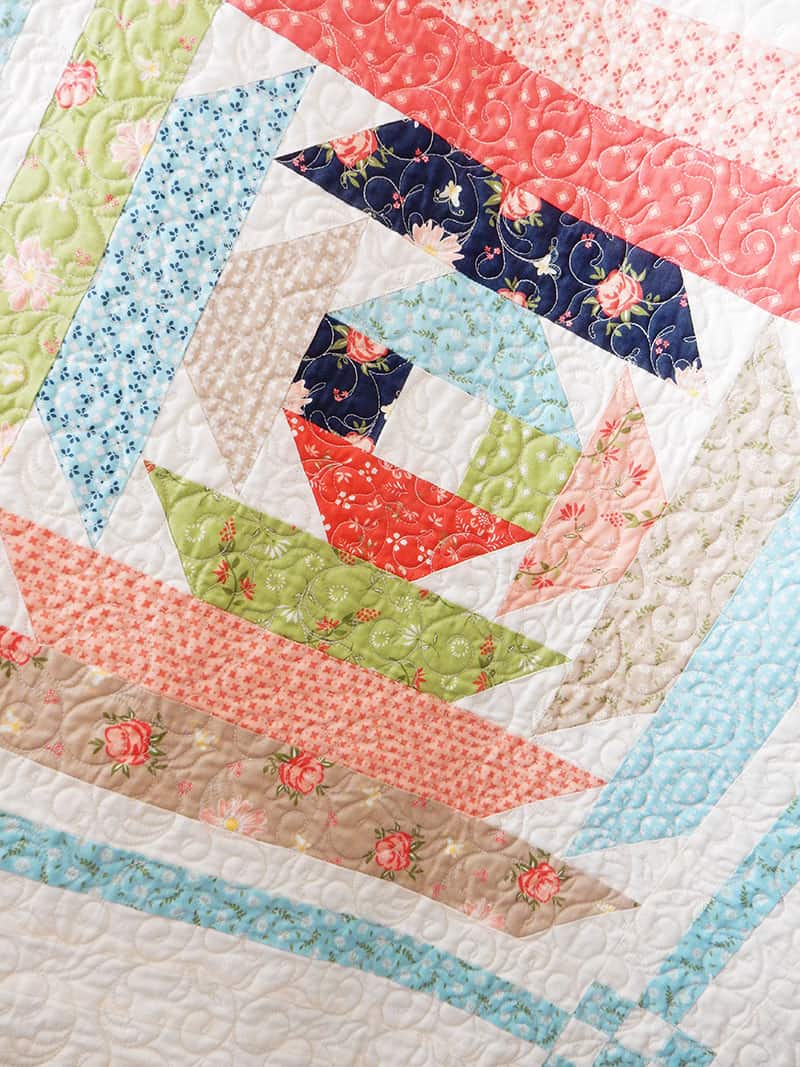 Dayflower Quilt by Corey Yoder for Sunday Best Quilts, featured by top US quilting blog, A Quilting Life.