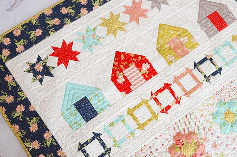 Happy Days Row Quilt featured by Top US Quilt Blog, A Quilting Life