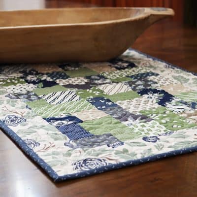 Winter Quilts & Decor + January Calendar featured by Top US Quilting Blog: A Quilting Life