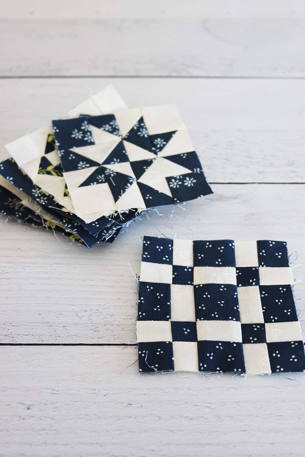 Sewcialites Block 23 {Free Pattern} featured by Top US Quilting Blog, A Quilting Life