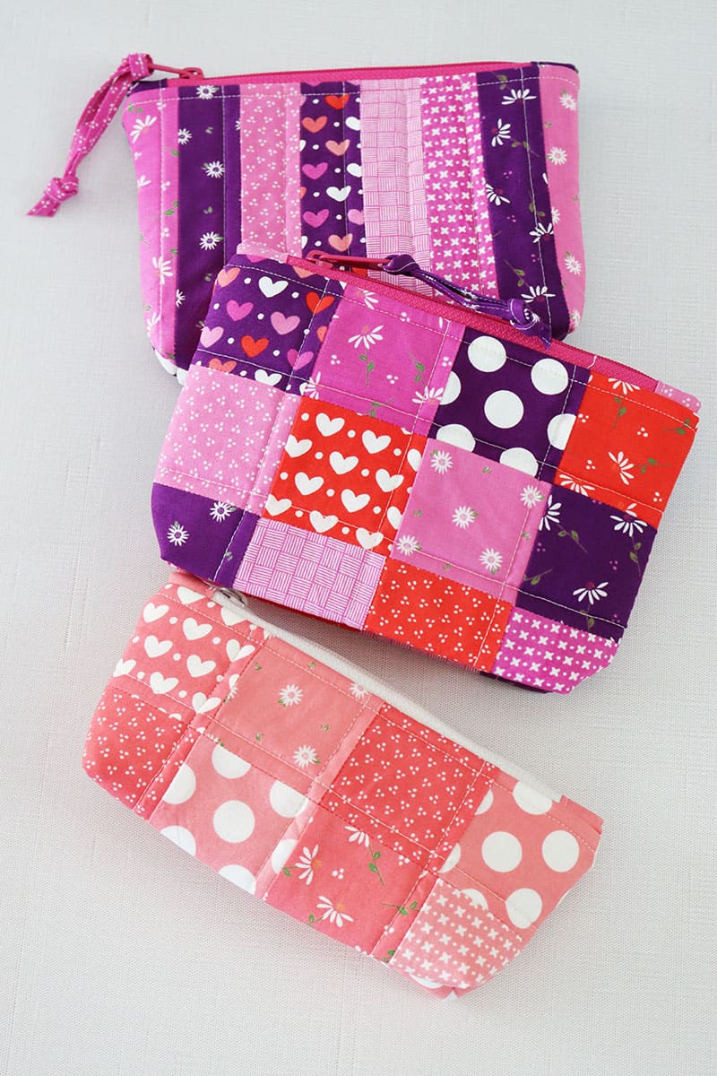 Simple Zipper Bags pattern featured by Top US Quilting Blog, A Quilting Life