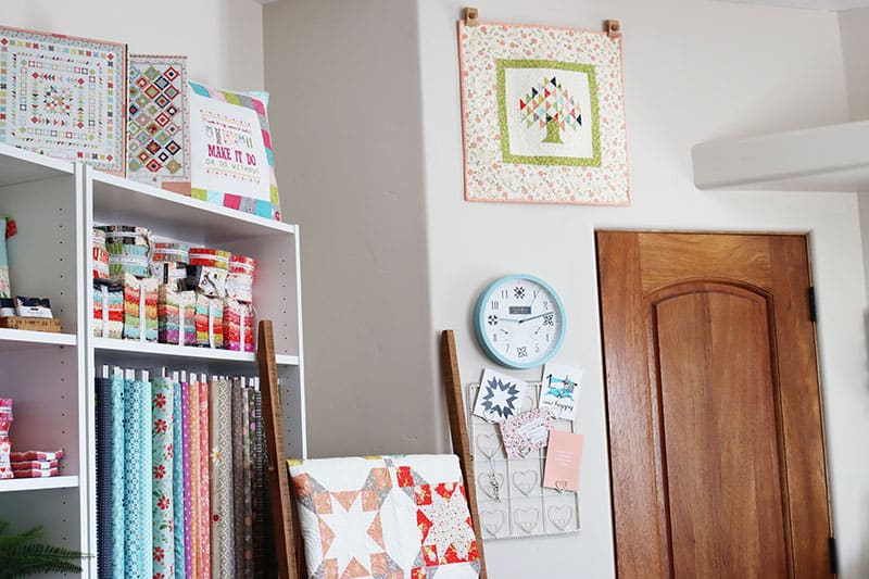 Simple Quilt Hanging Ideas featured by Top US Quilting Blog, A Quilting Life