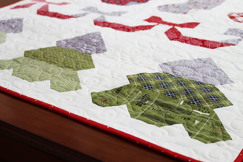 All the Trimmings Mystery Quilt Finishing featured by Top US Quilt Blog, A Quilting Life