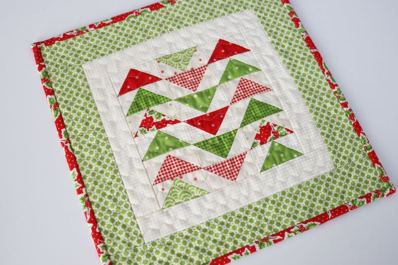 Table Runner & Mini Quilt | July Small Projects featured by Top US Quilt Blog, A Quilting Life