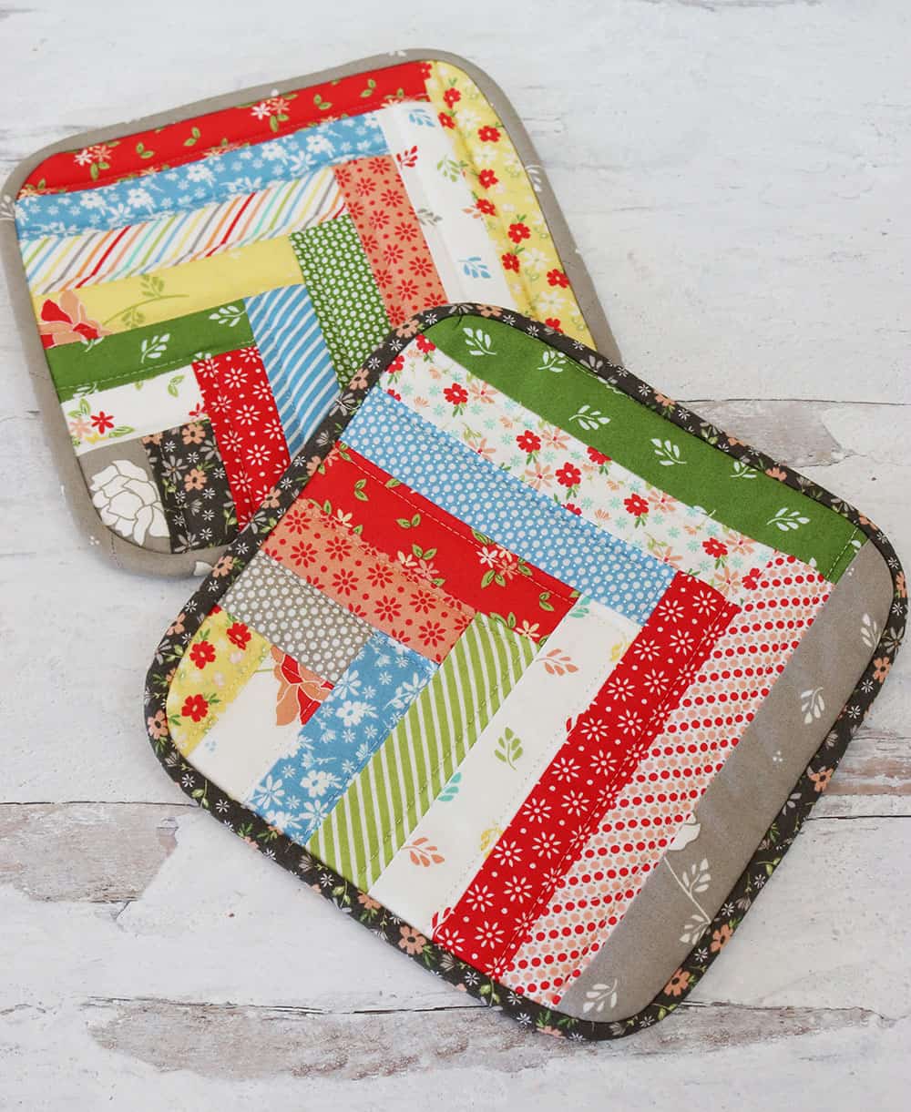 Easy Log Cabin Potholder Tutorial