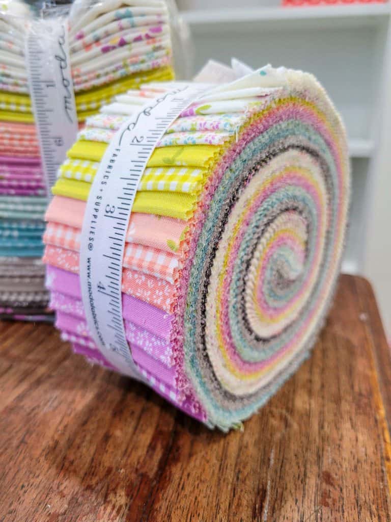 Jelly Rolls Fabric  Precut 2.5 Quilt Fabric Bundles