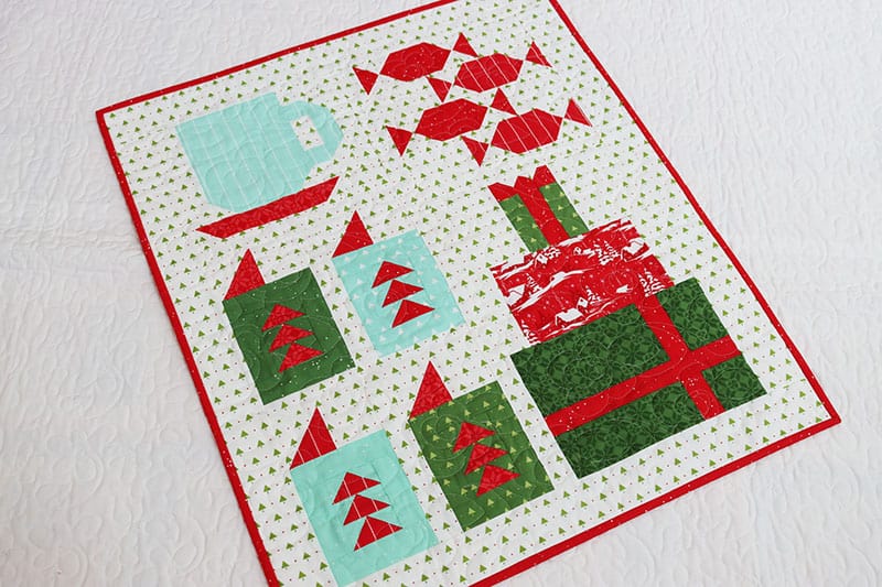 Christmastime Mystery Quilt Finishing featured by Top US Quilt Blog, A Quilting Life