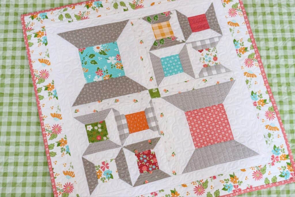 Happy Spools Quilt + Mini Quilt featured by Top US Quilt Blog, A Quilting Life