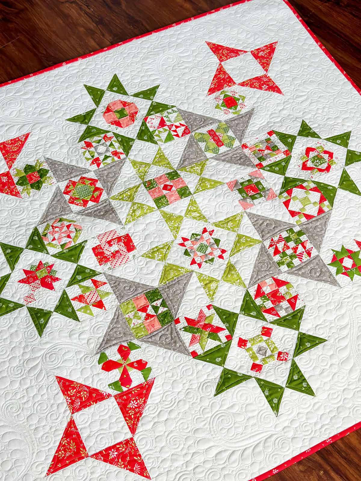 Sewcialites 2 Finishing Instructions + My Quilt featured by Top US Quilt Blog, A Quilting Life