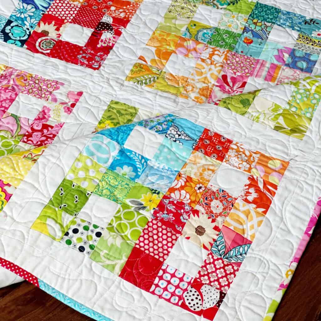 Easy Quilt Patterns for Beginners featured by Top US Quilt Blog, A Quilting Life