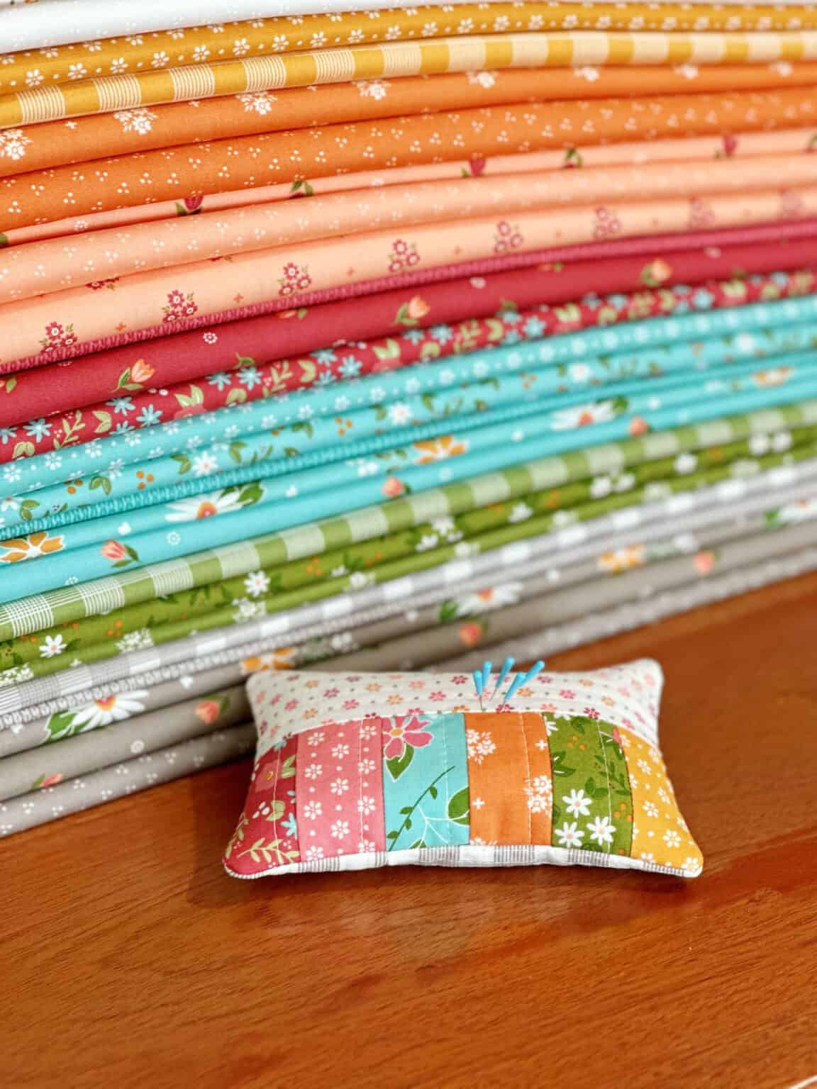 Simple Pincushion Tutorial + Free Pattern A Quilting Life