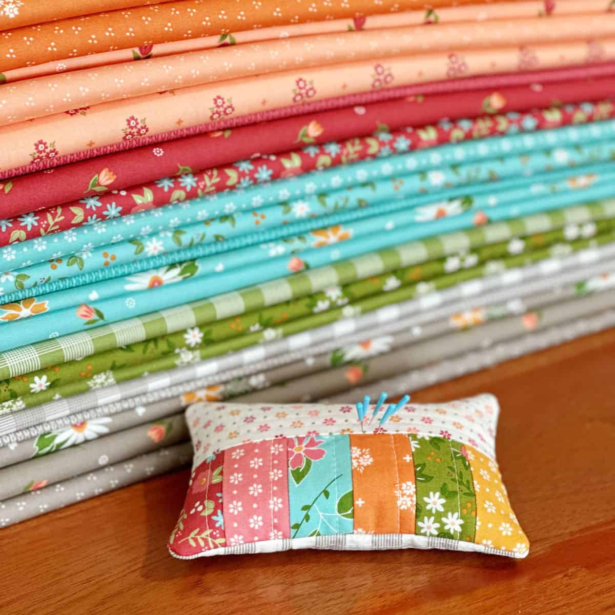 Simple Pincushion Tutorial + Free Pattern featured by Top US Quilt Blog, A Quilting Life