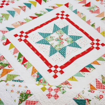 Coastal Summer Medallion Quilt featured by Top US Quilt Blog, A Quilting Life