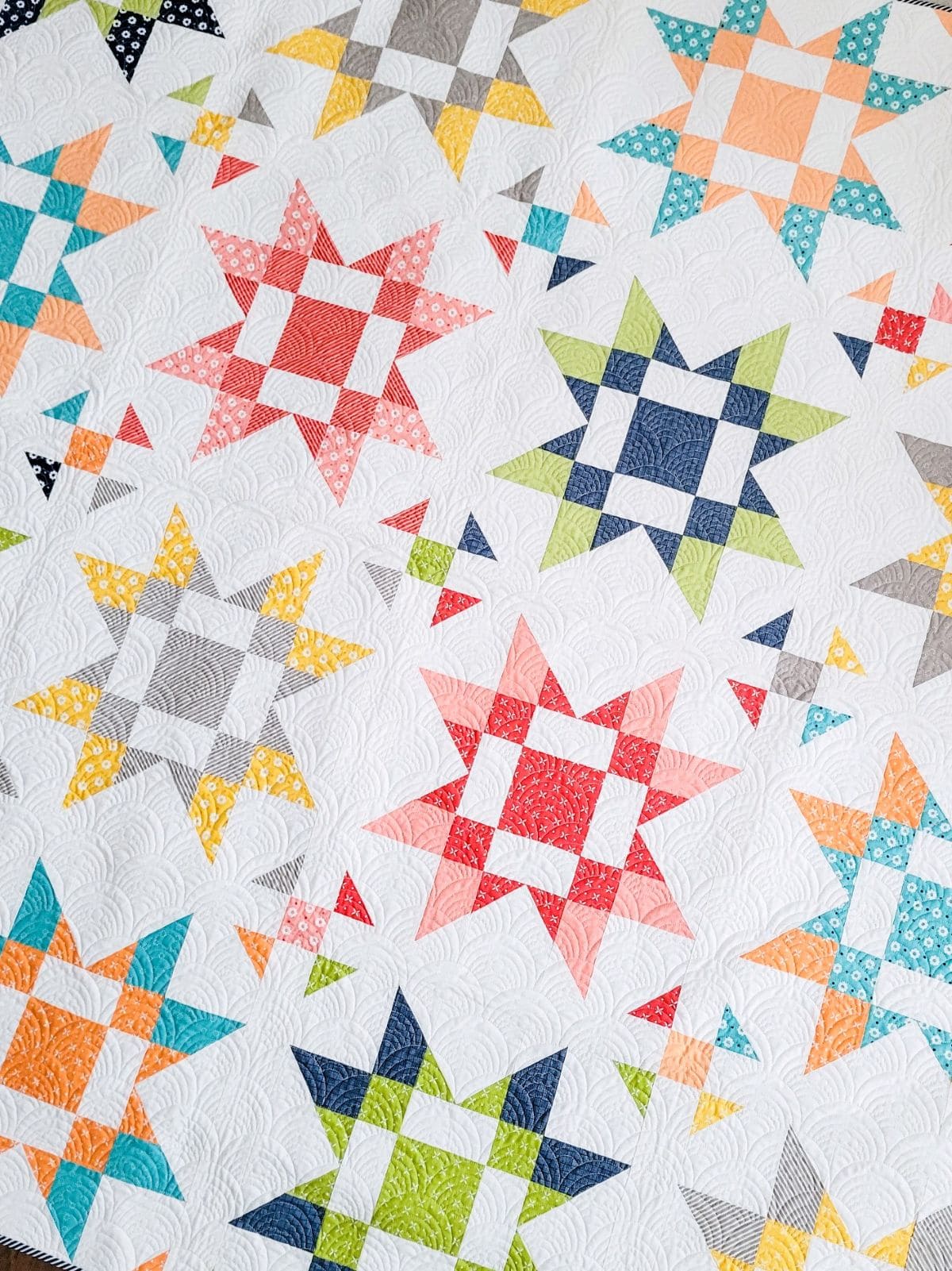 Dazzling Quilt by Chelsi Stratton in Simply Delightful Fabrics by Sherri & Chelsi for Moda Fabrics