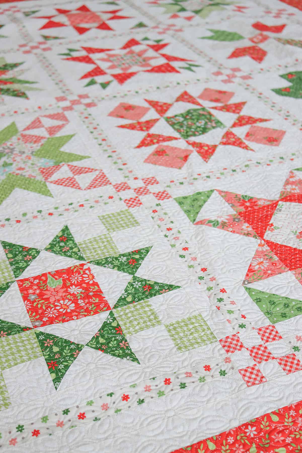 Poinsettia Stars Block of the Month in Poinsettia & Pear fabrics by Sherri & Chelsi for Moda Fabrics